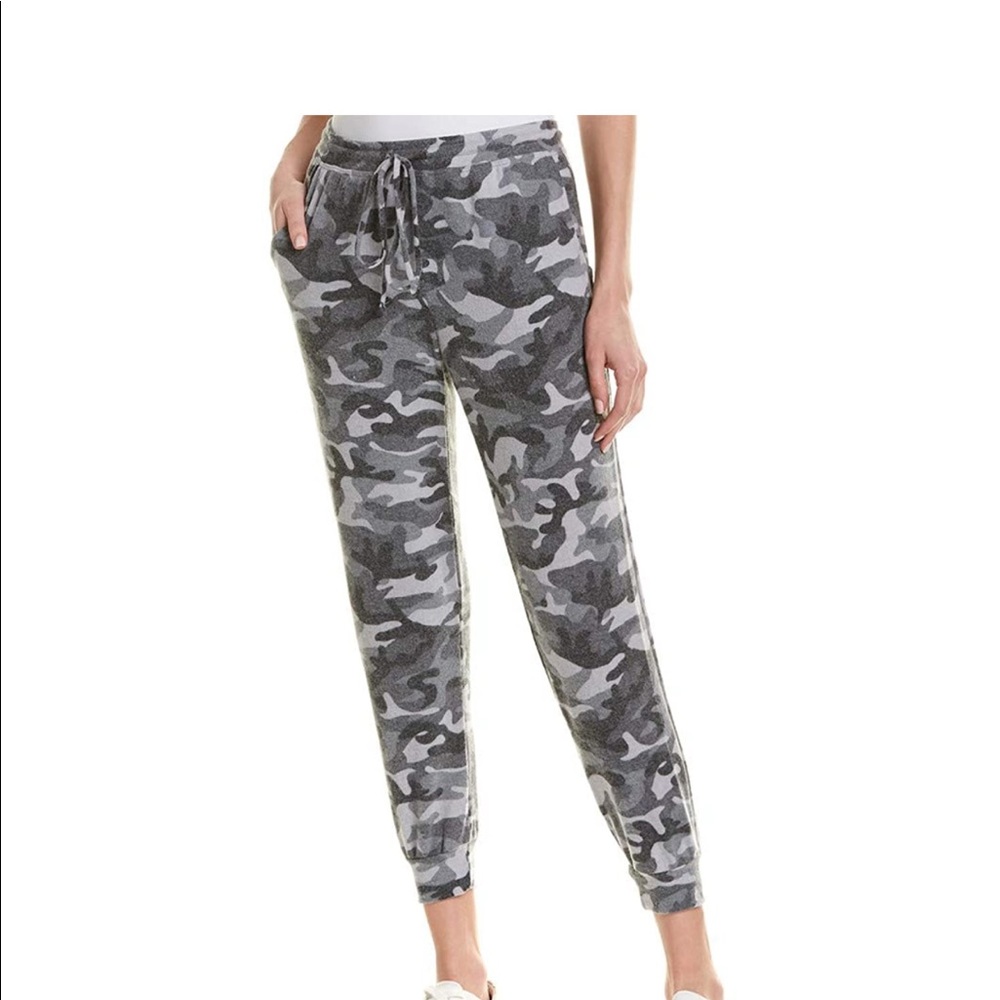 Michael Stars Women's Madison Brushed Camo Pull On Pant with Drawstring